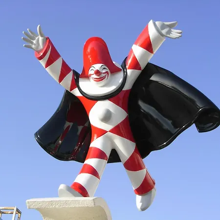 Отель Bianchi 2*